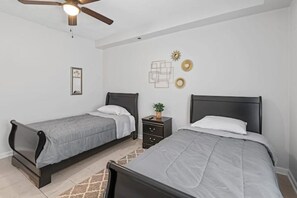 2 chambres, bureau, lit parapluie, Wi-Fi