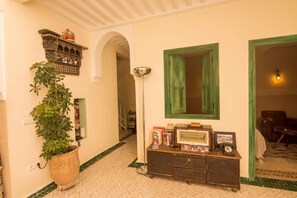 Deluxe Room | Living area - Riad Almarrah (Marrakech)