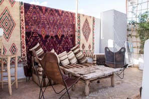 Deluxe Room | Terrace/patio
