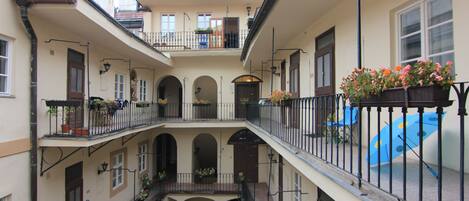 Apartment | Exterior