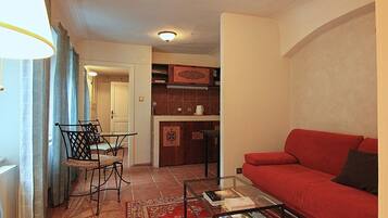 Apartment | Living area