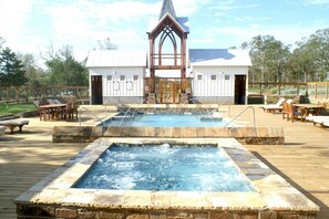 Pool - Luxury 4B/2.5B Lake Retreat (Carlton Landing)