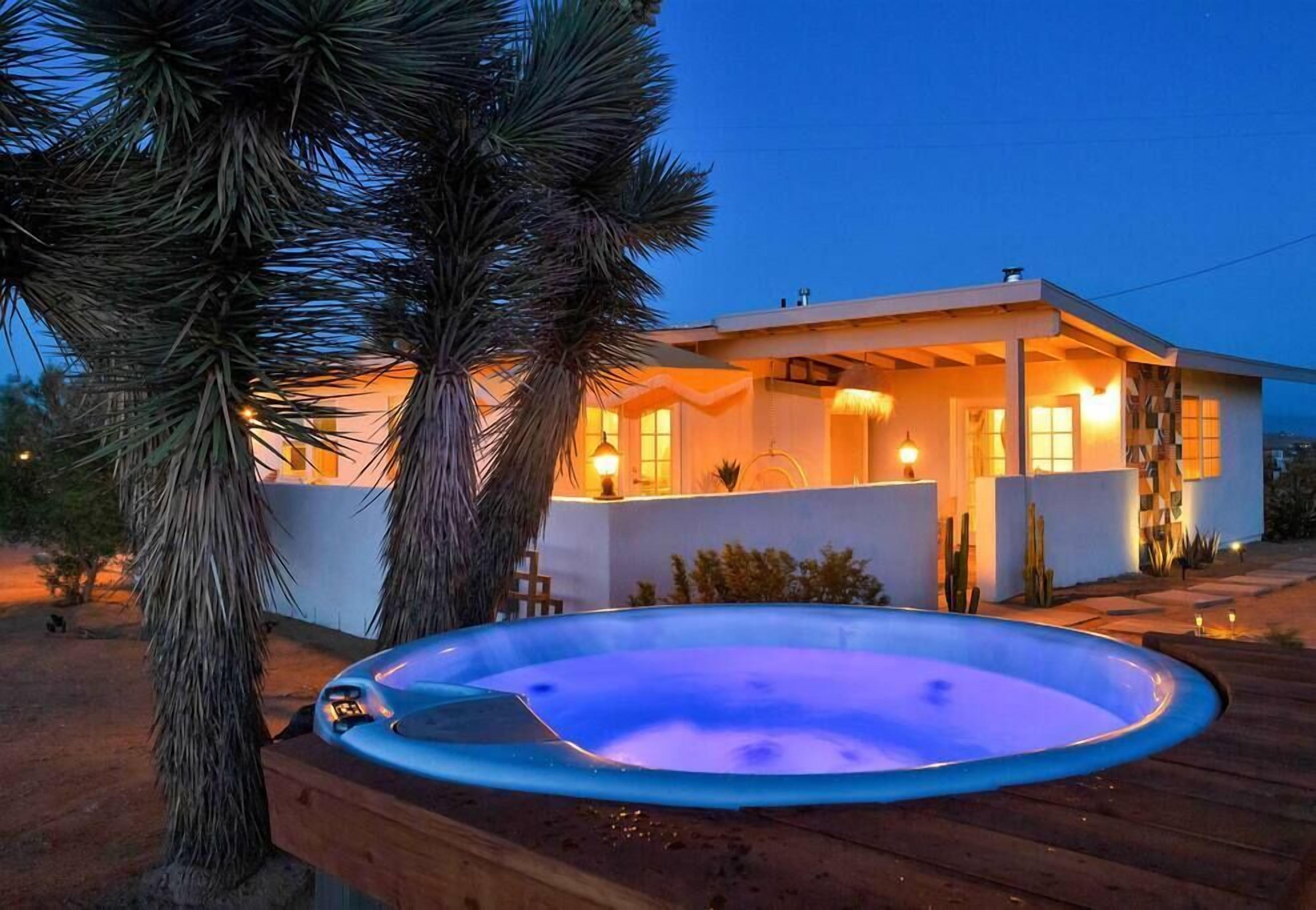 El Dorado Oasis · 5-Acres, Hot Tub, Stunning Views