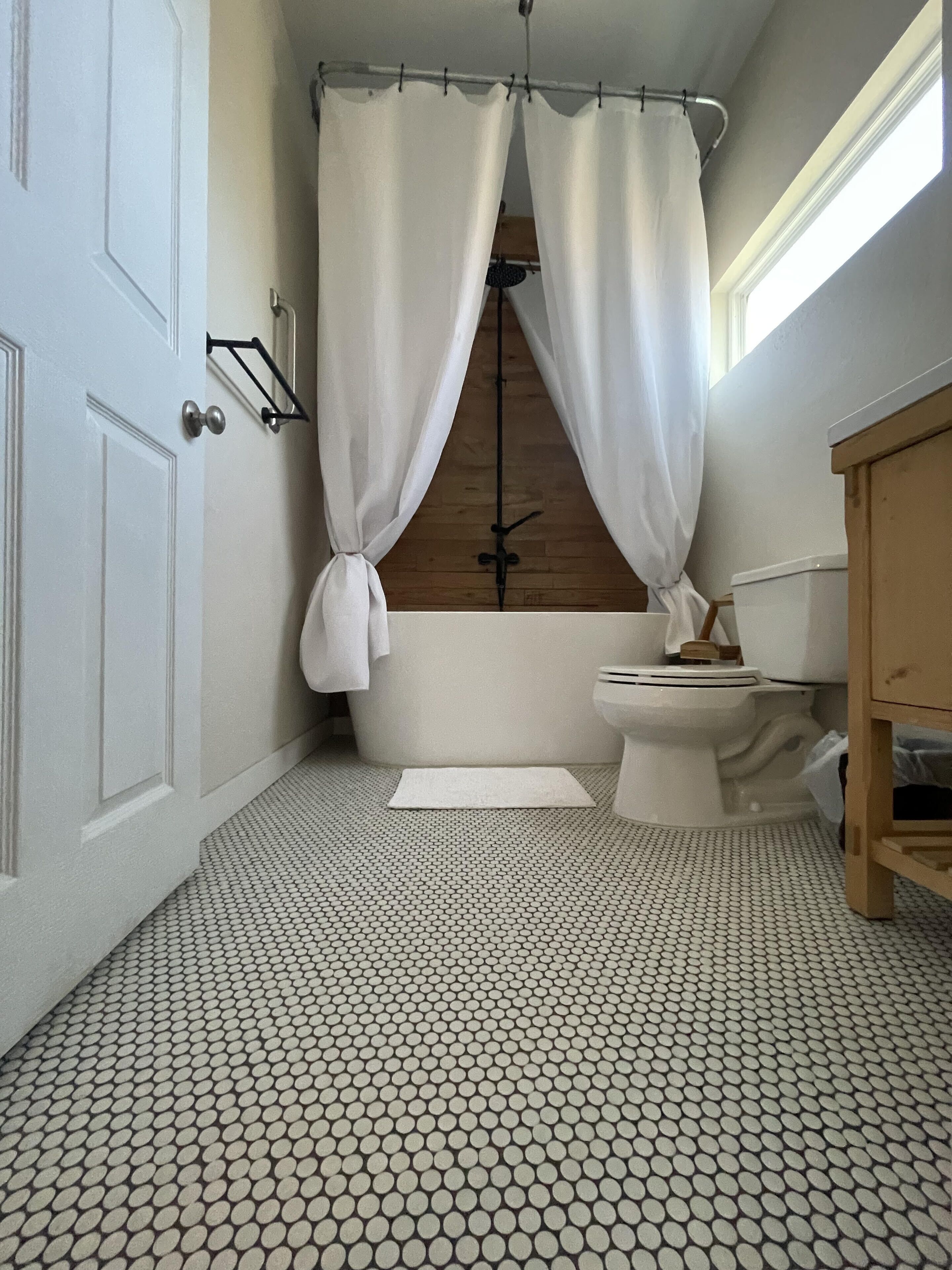 Relaxing Bungalow with 2 Master Suites on the Llano River