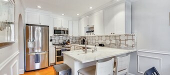 Historic 3 Bedroom Downtown Annapolis Townhome