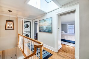 3 bedrooms, iron/ironing board, travel cot, free WiFi - Historic 3 Bedroom Downtown Annapolis Townhome (Annapolis)