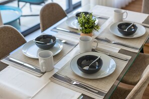 Dining - Pestana Apartments T2 Terrace  (Porto)