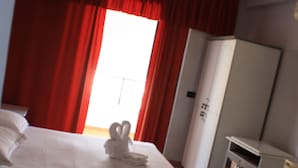 Unclassified image, 3 of 16, button - Hostel Kanina (Sarandë)