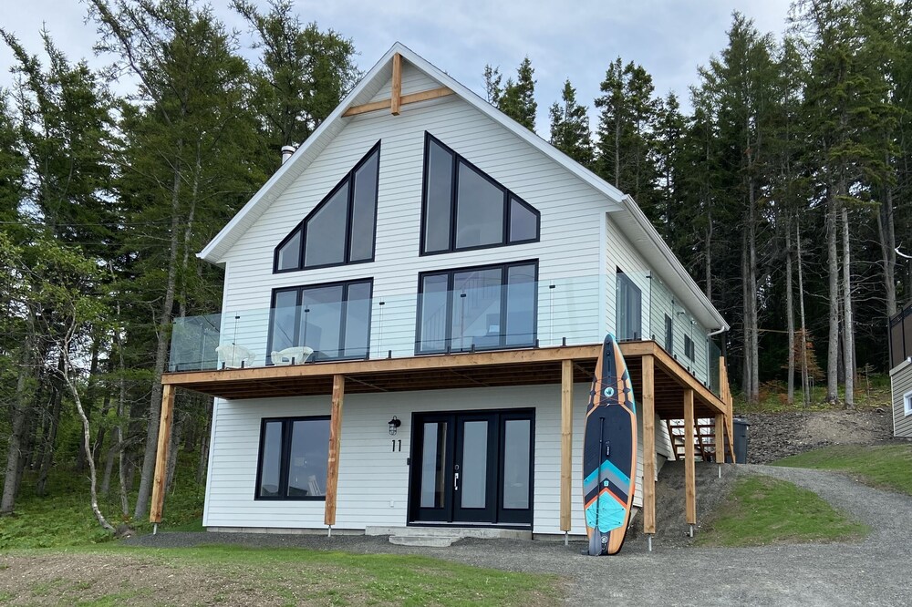 Cottage on the bay of Ste-Luce