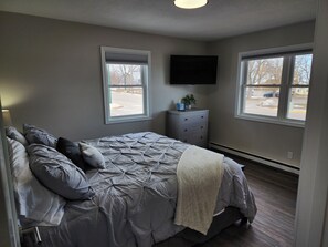 2 slaapkamers, reisbedje, gratis wifi, beddengoed