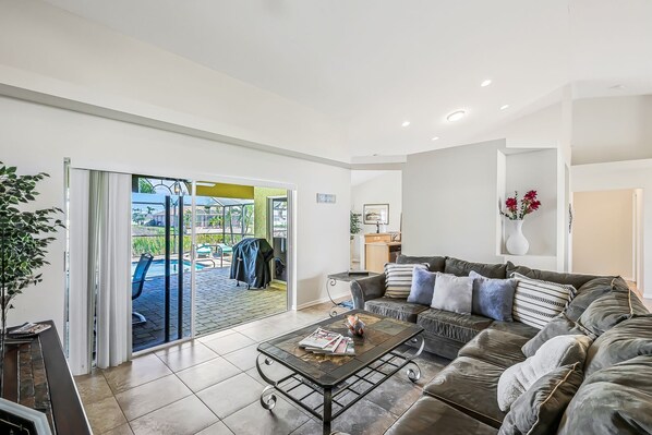 テレビ、ステレオ