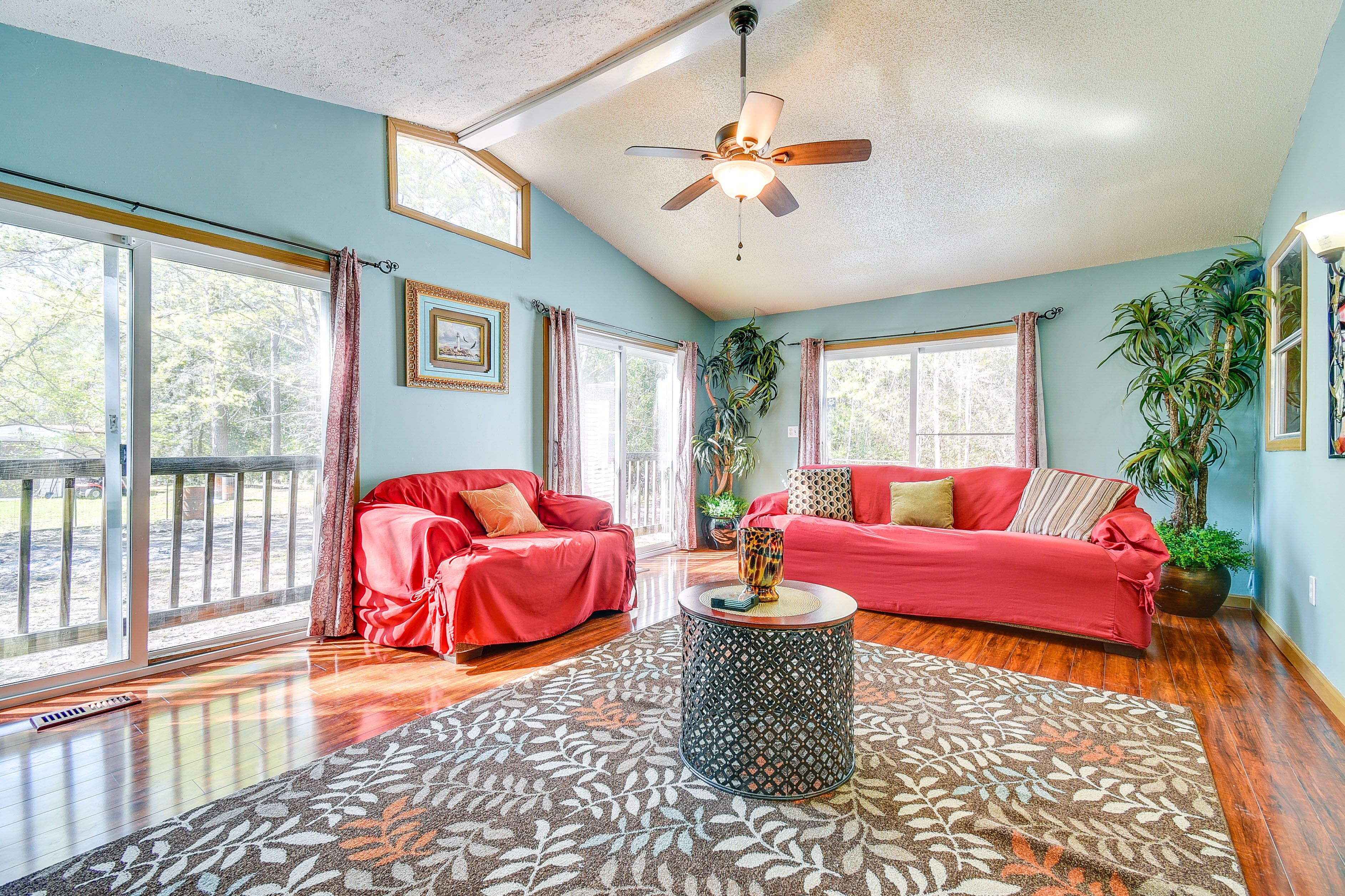 Ocean Isle Beach Vacation Rental w/ Community Pool