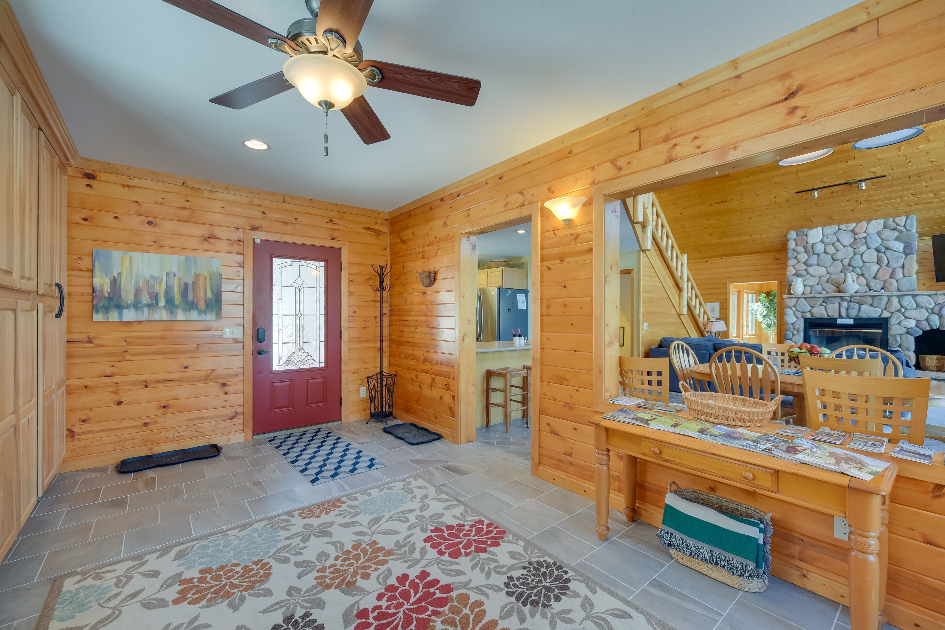 Bright Minong Vacation Rental on Little Sand Lake!