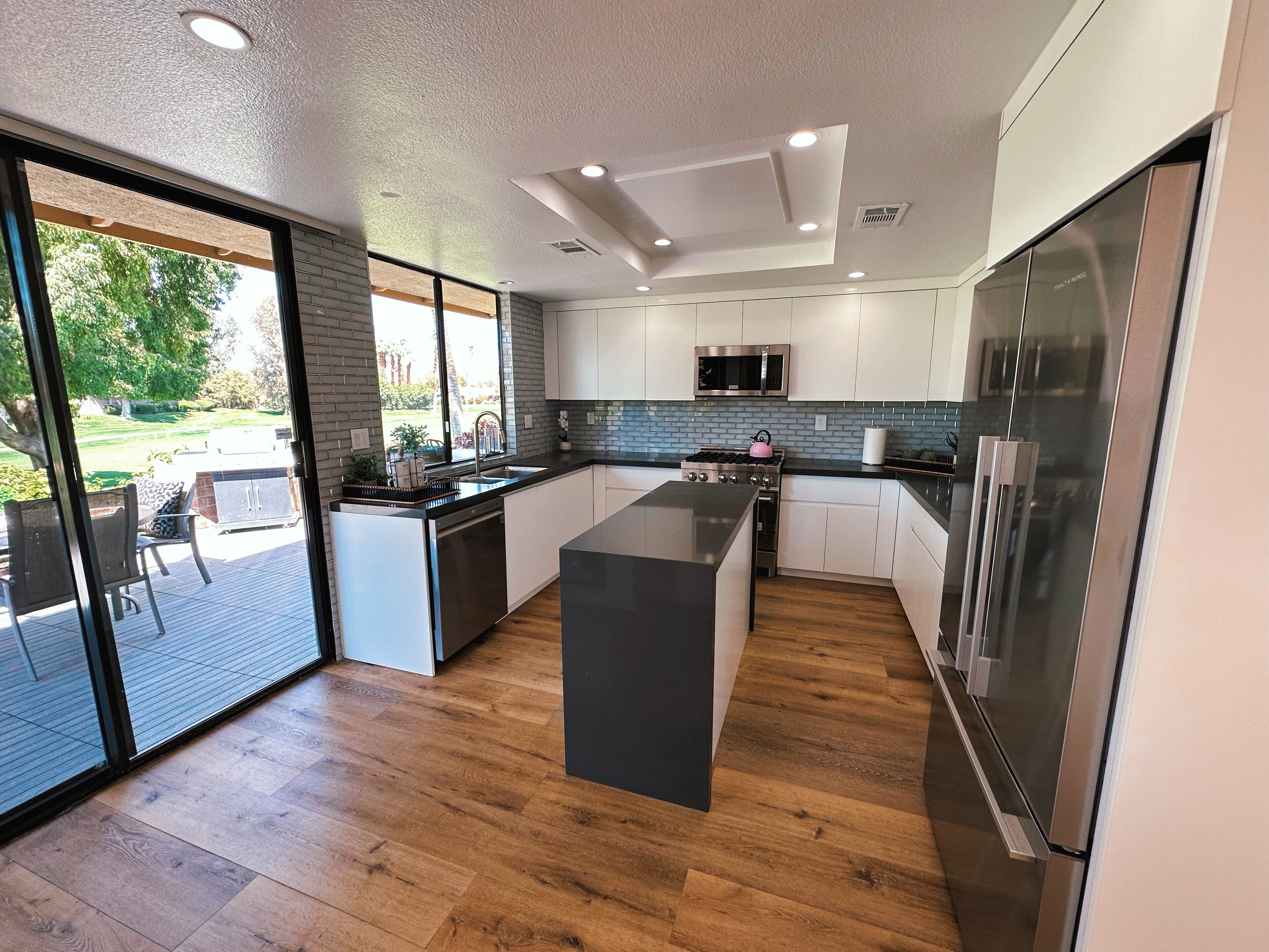 Modern yet Cozy Palm Desert Golf Community Home with 36 Pools on the Property