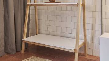 Habitación Prestigio | 1 habitación, escritorio y espacio para trabajar con laptop