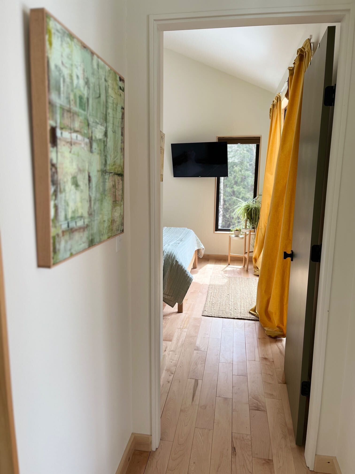 Sanctuary Ridge North - Gorgeous modern home, tucked into the woods, with spectacular views