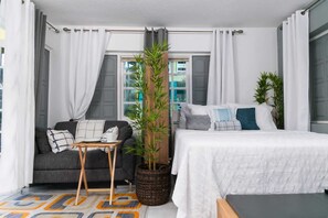 1 habitación, internet y ropa de cama 