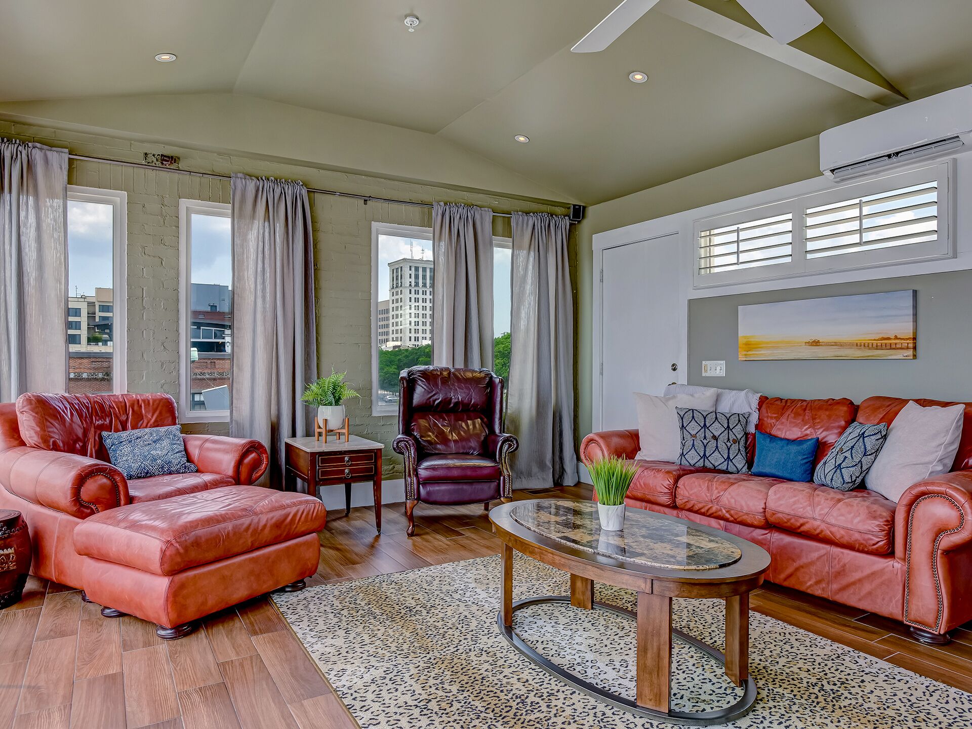 Amazing River Views from Private Balcony, Walk Everywhere, Heated Pool Access