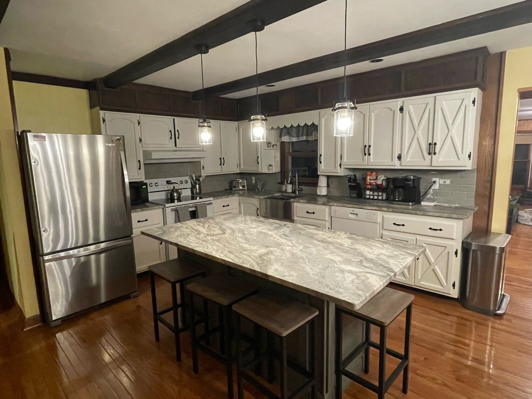 Lakefront private Pocono retreat on Arrowhead Lake