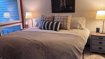 1 bedroom, iron/ironing board, WiFi, bed sheets