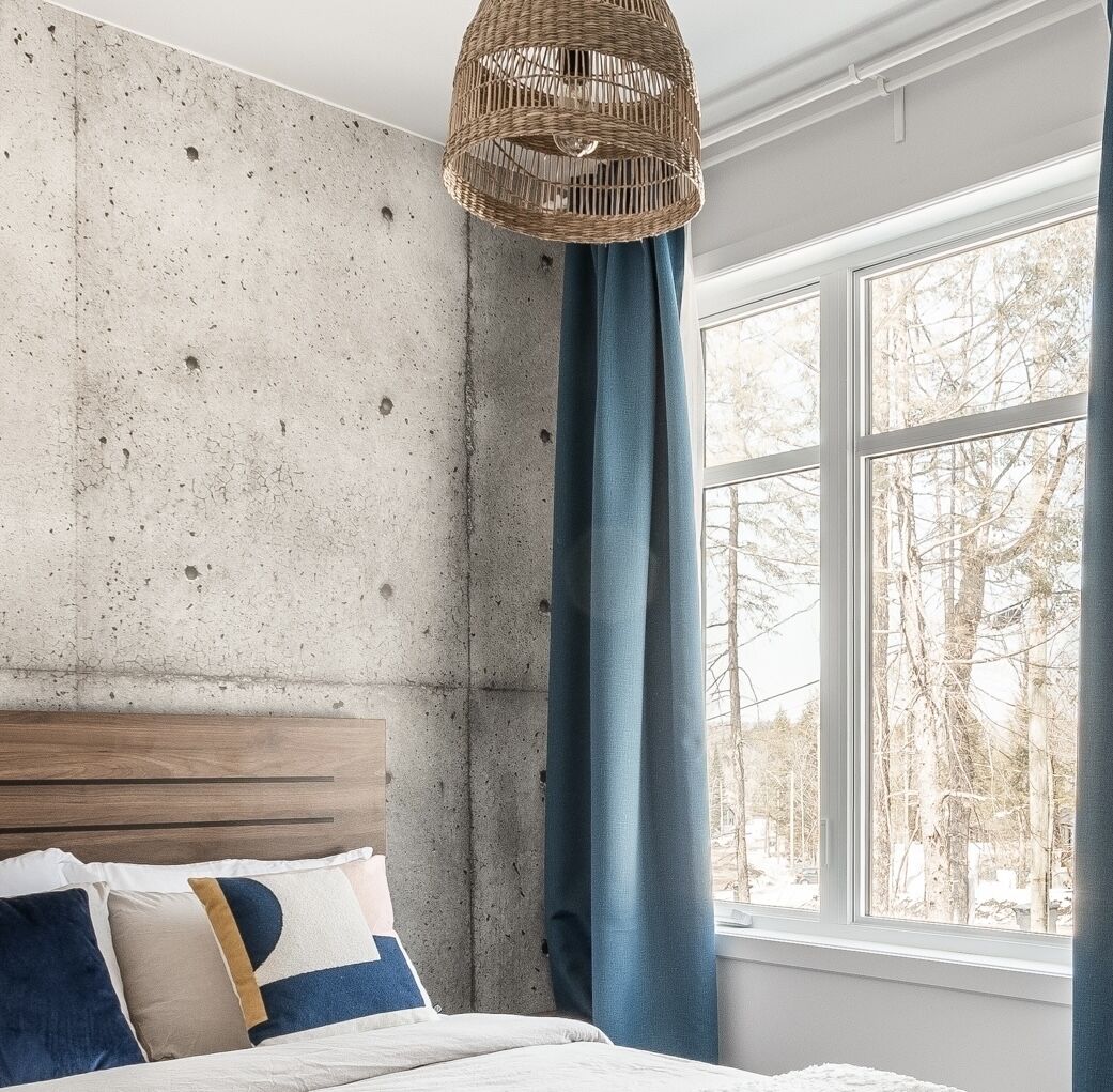 Rustic Chic 2BR Retreat with Hot Tub in the heart of Lanaudière