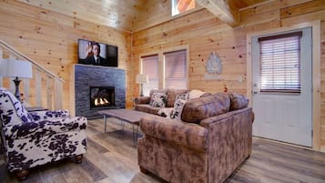 Een smart-tv en een open haard