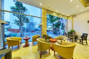 Restaurant - Hang Beach (Da Nang)