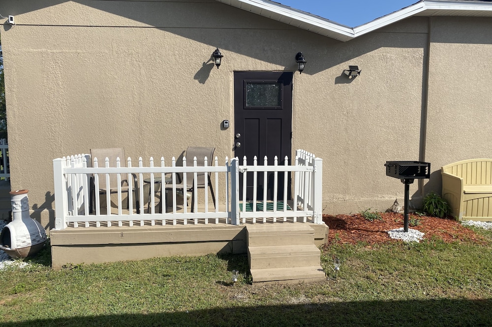 Historic Downtown Kissimmee Beautiful Apartment