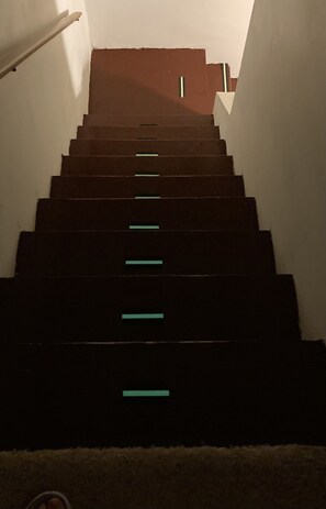 Interior - Two Story Country Setting (South Haven Charter Township)