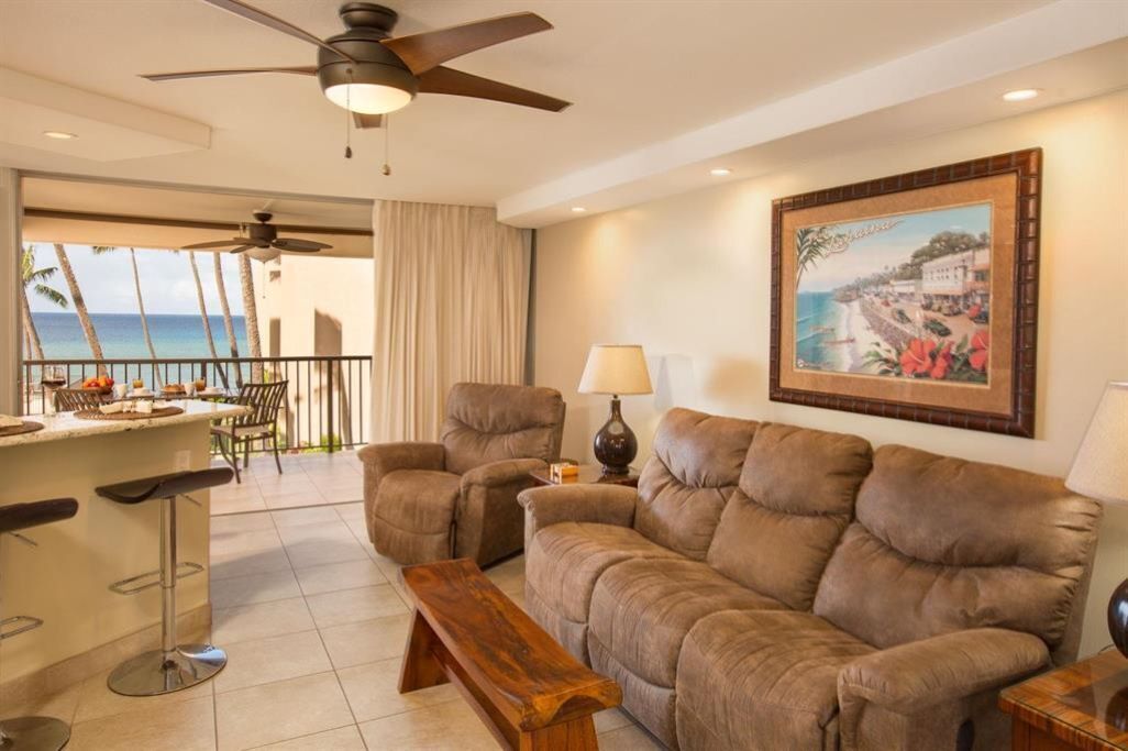 OCEAN VIEW Condo, Beautiful One Bedroom w pool West Maui