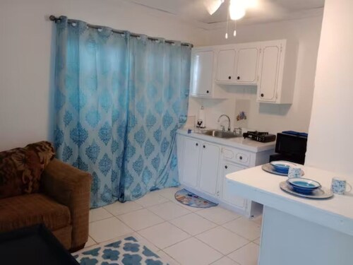 Crystal Breeze Suite with Queen Bed