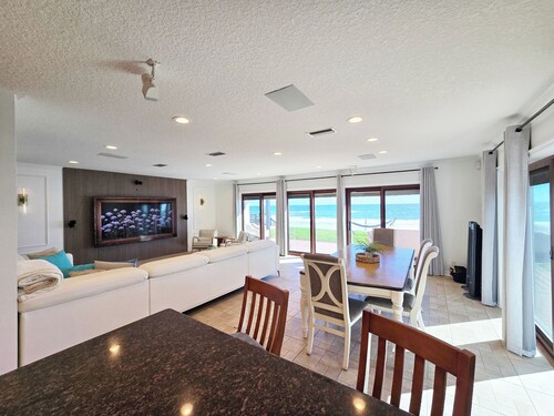 Oceanfront Retreat! Sleeps 12