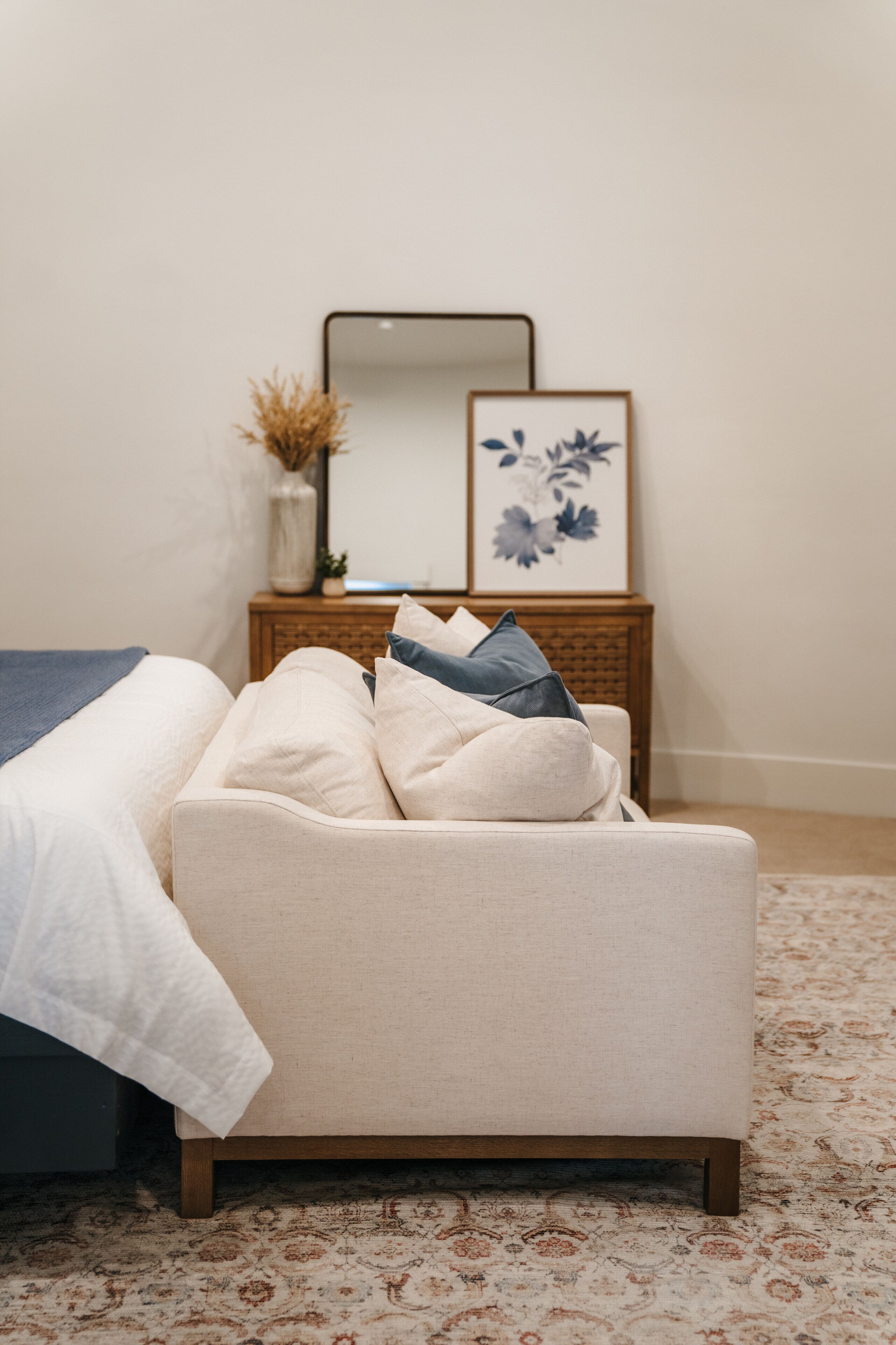 The Silo Inn near Zion, Snow Canyon and Bryce Canyon! honeymoon getaway. 2023