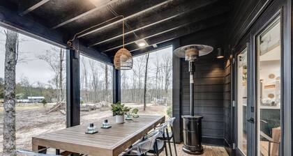 A Restful, Modern Tiny BânB Nestled into the Cumberland Plateau