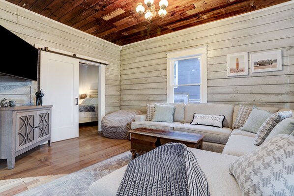 Living area - Ocean- View : Cozy Turtle Paradise with Jacuzzi (Galveston)