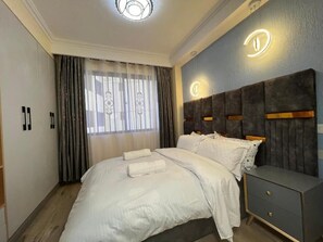 2 quartos, ferros/tábuas de passar roupa, Wi-Fi, roupa de cama