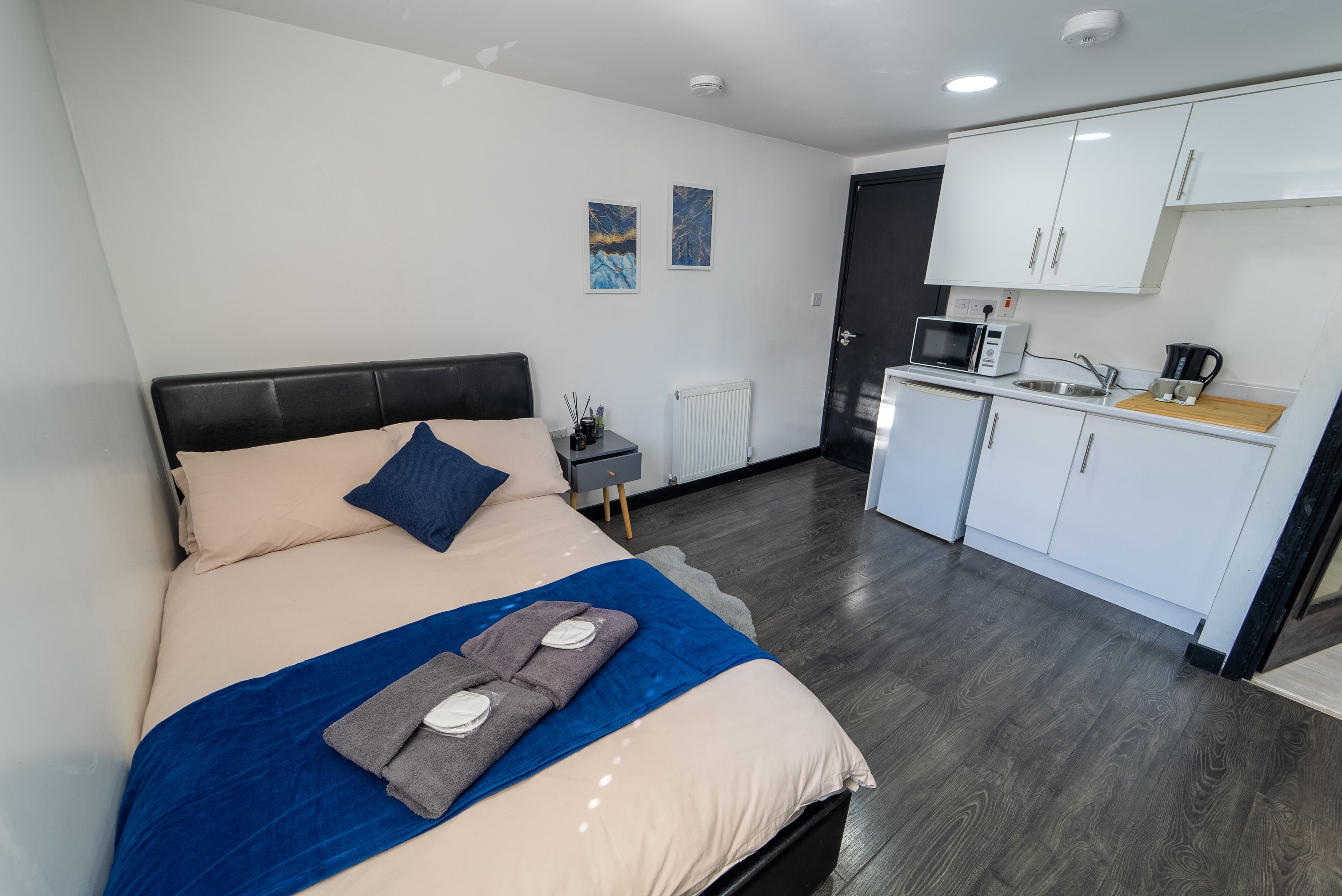 Modern Studio Close to city centre!