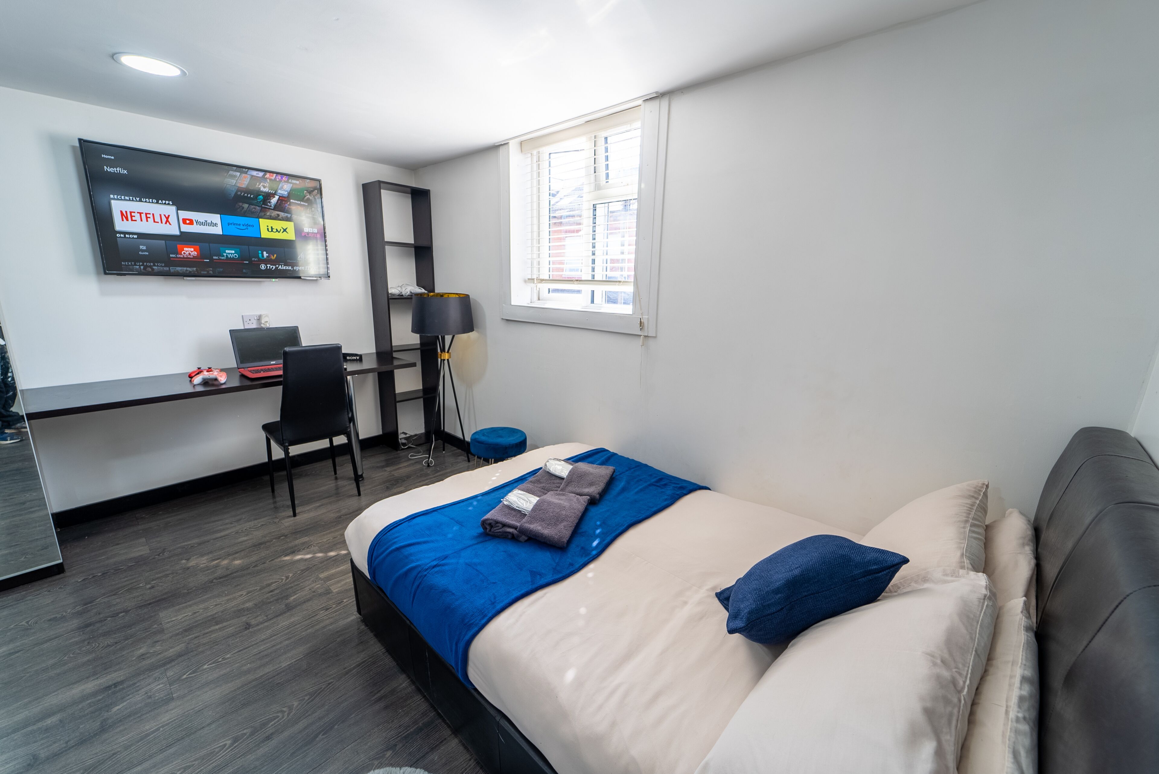 Modern Studio Close to city centre!