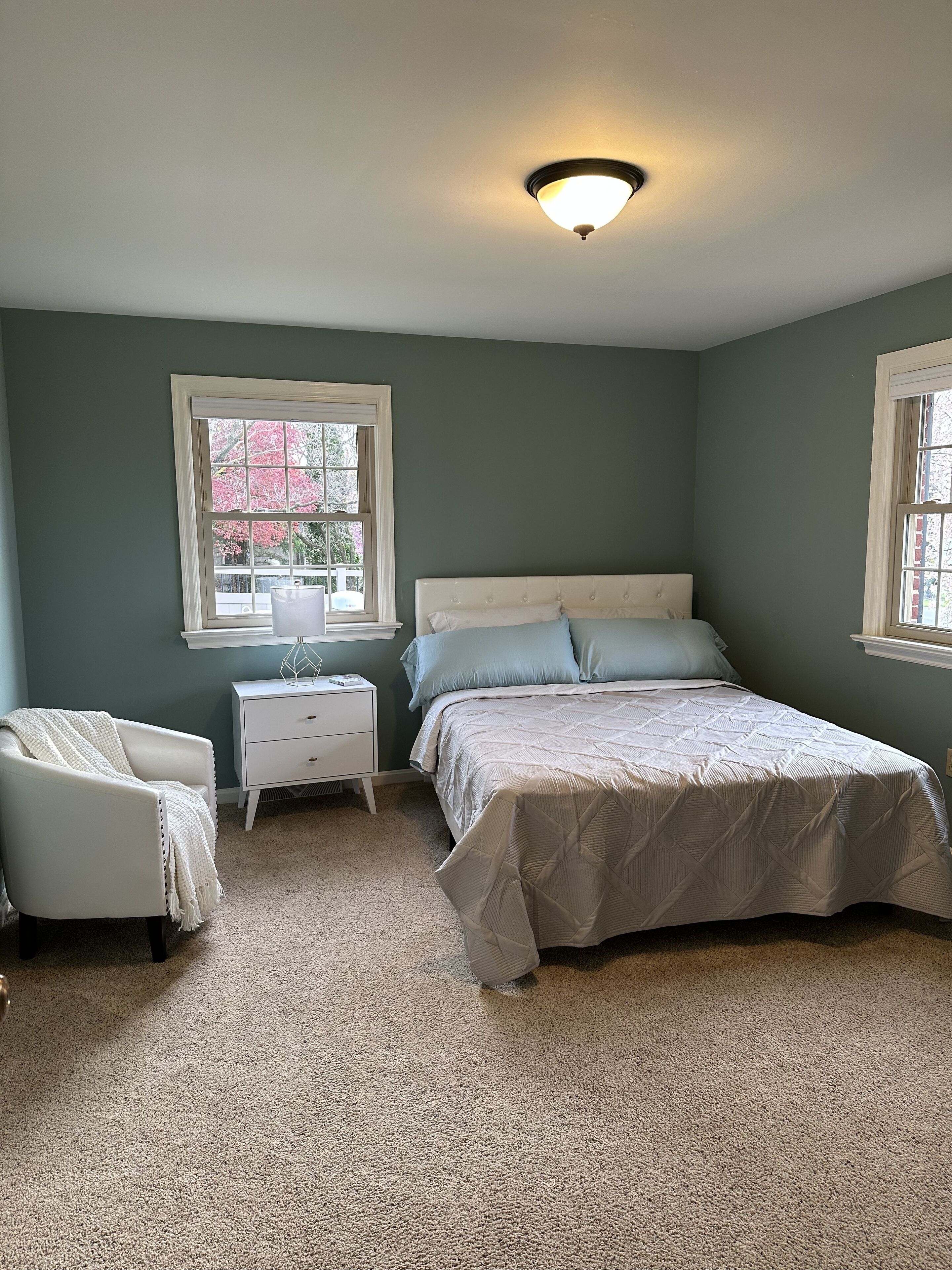 House with backyard and patio! Beautiful Rural Farmland Within Minutes