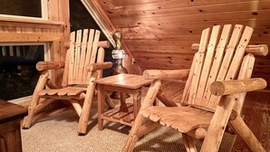 Living area - Paradise In Bryce Log Cabin  (Basye)