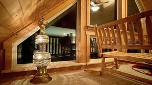 Living area - Paradise In Bryce Log Cabin  (Basye)