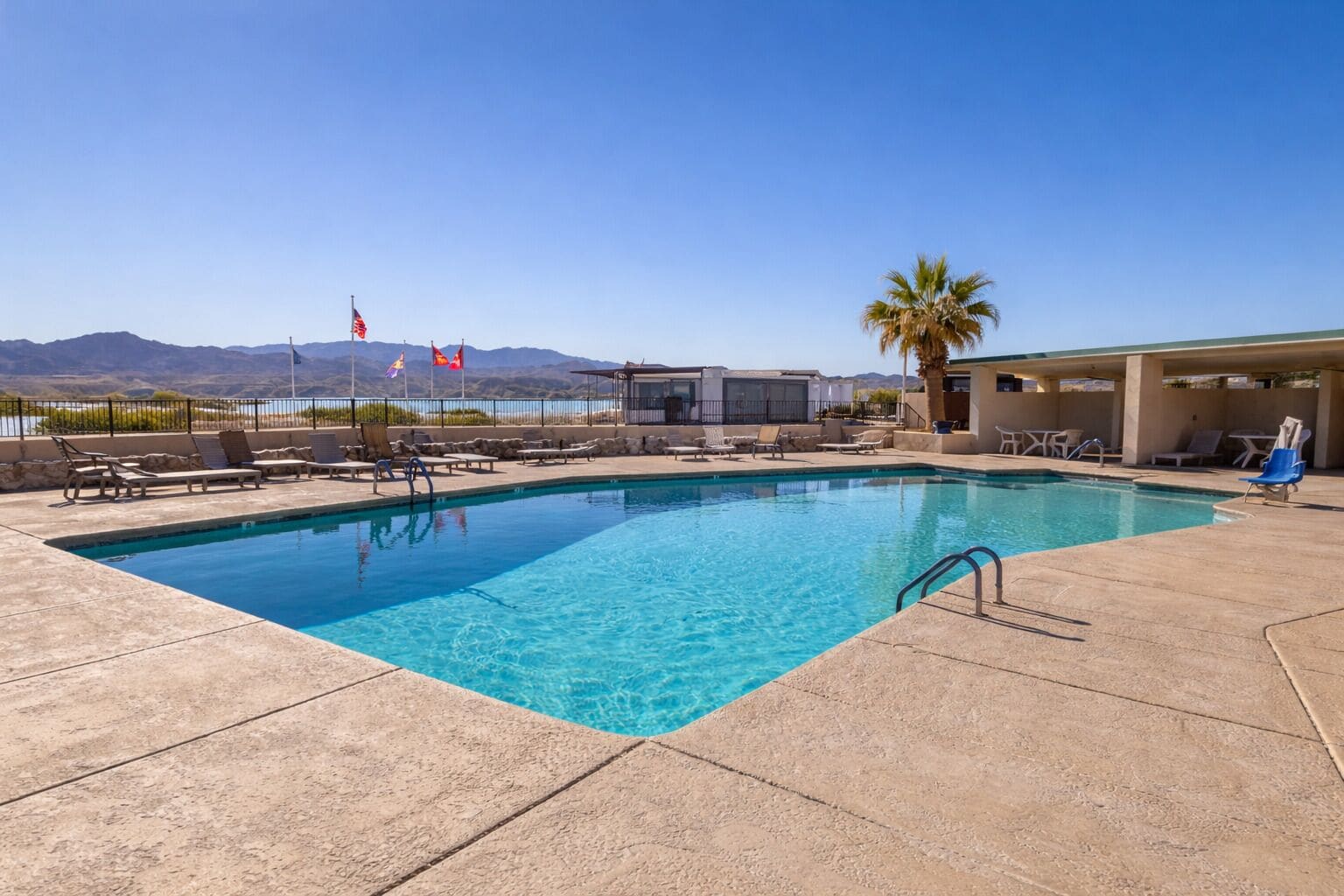 屋外プール、温水プール