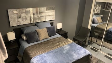 2 camere, una scrivania, ferro/asse da stiro, Wi-Fi gratuito