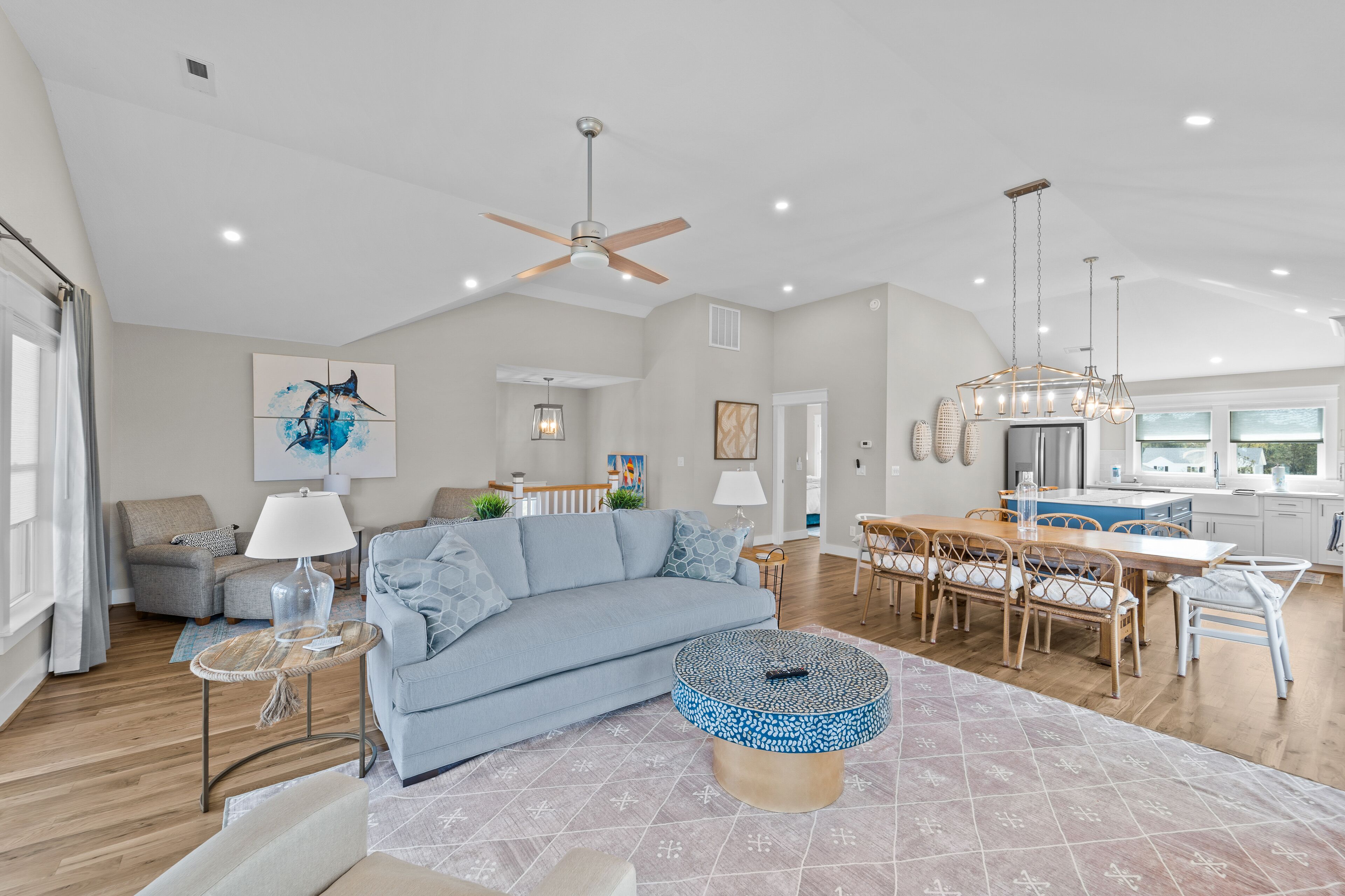 3-story near the beach with private pool, decks, great views, washer/dryer, AC