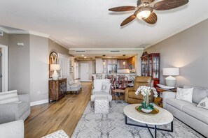 Unclassified image, 2 of 50, button