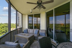 Unclassified image, 5 of 50, button