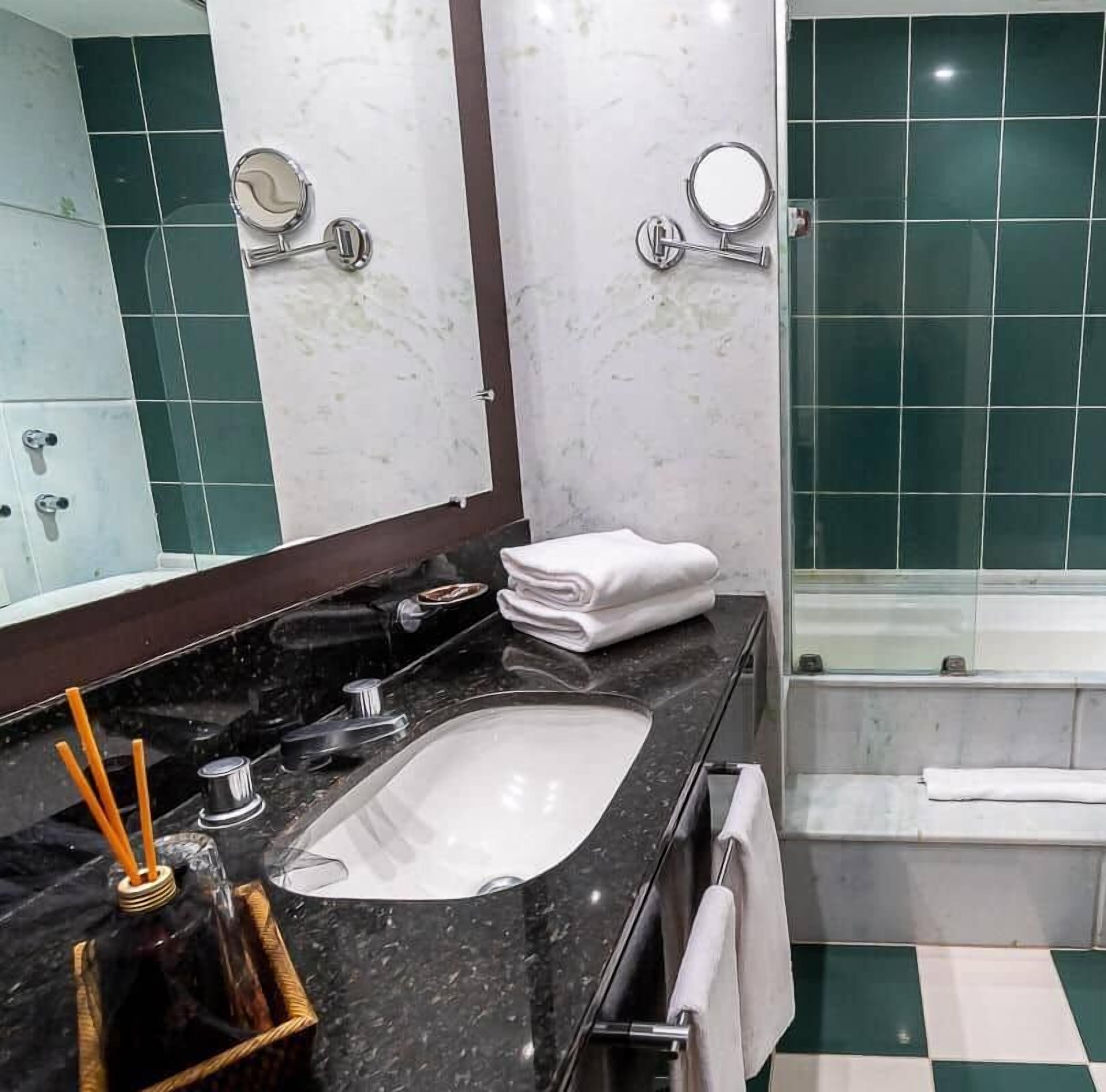 5 minutes from the theme park! apartment for families