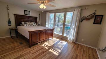 4 Schlafzimmer, Bügeleisen/Bügelbrett, WLAN, Bettwäsche