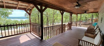 Lakefront with Boat Ramp Access, Dogs Welcome!