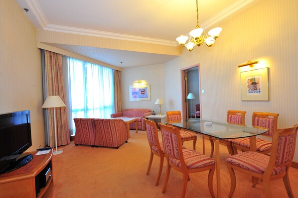 Superior Condo | Living area - Kornhill Apartments (Hong Kong)